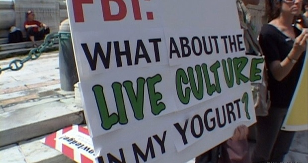 Strange Culture01