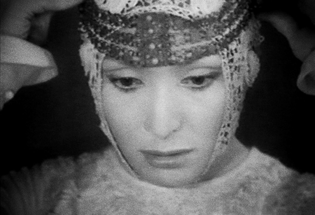 Blanche (Blanche, un amore proibito) di Walerian Borowczyk (1971)