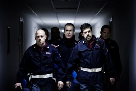 ACAB – All Cops Are Bastards > Stefano Sollima ACAB – All Cops Are Bastards > Stefano Sollima